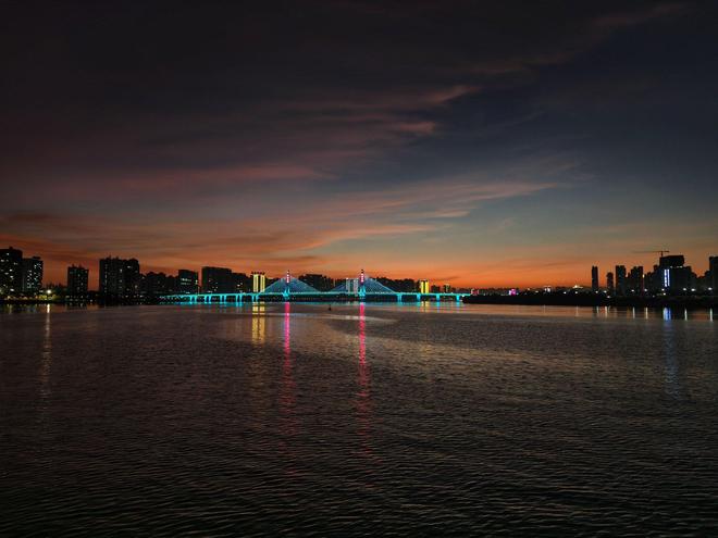 村更美 老街更亮 城市更热AG真人旗舰厅广东清远：乡(图4)